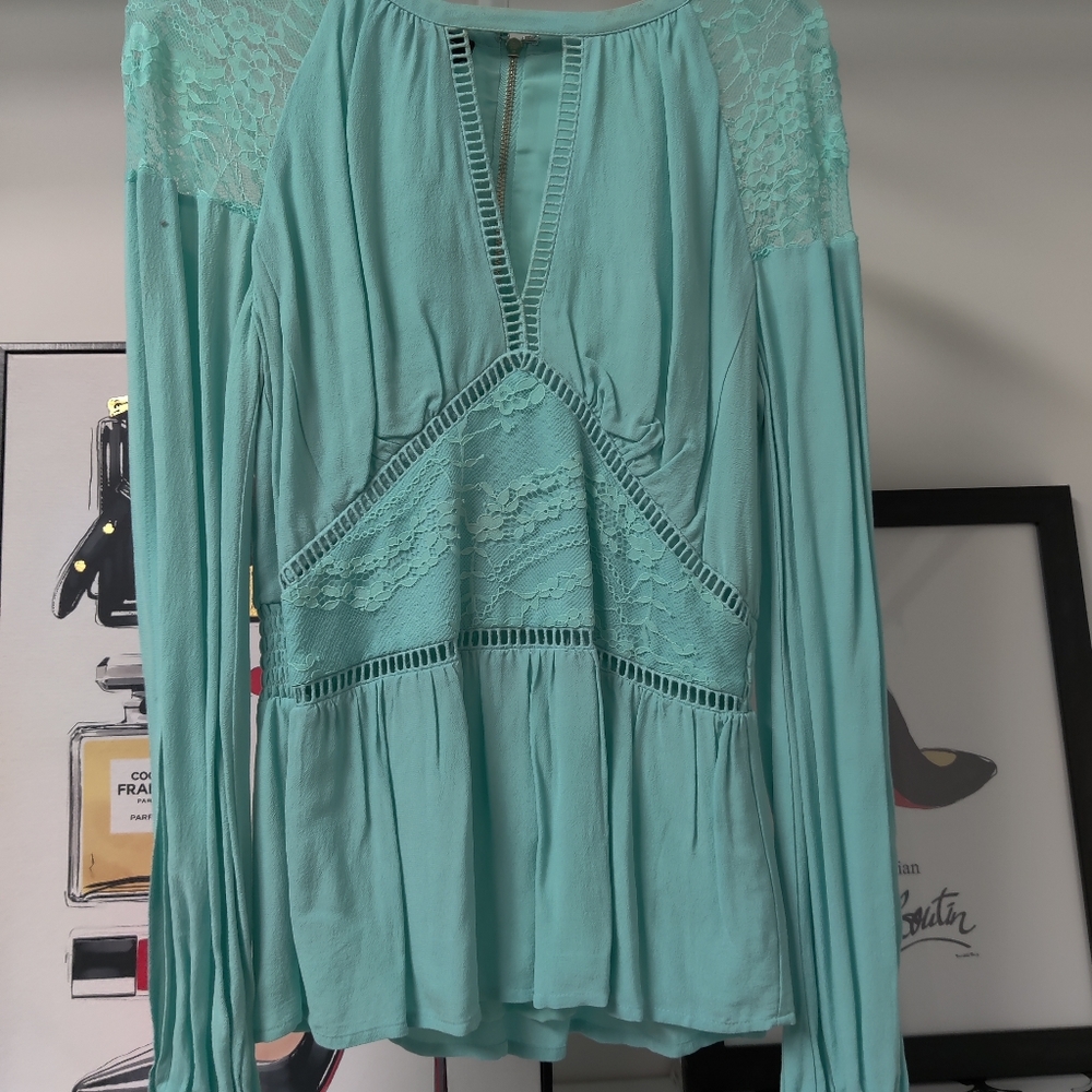 Bebe top - Picture 3 of 3